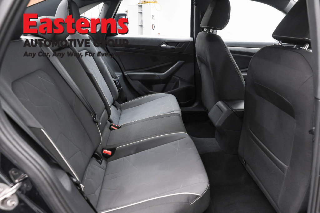 Used 2025 Volkswagen Jetta Sport FWD image 23