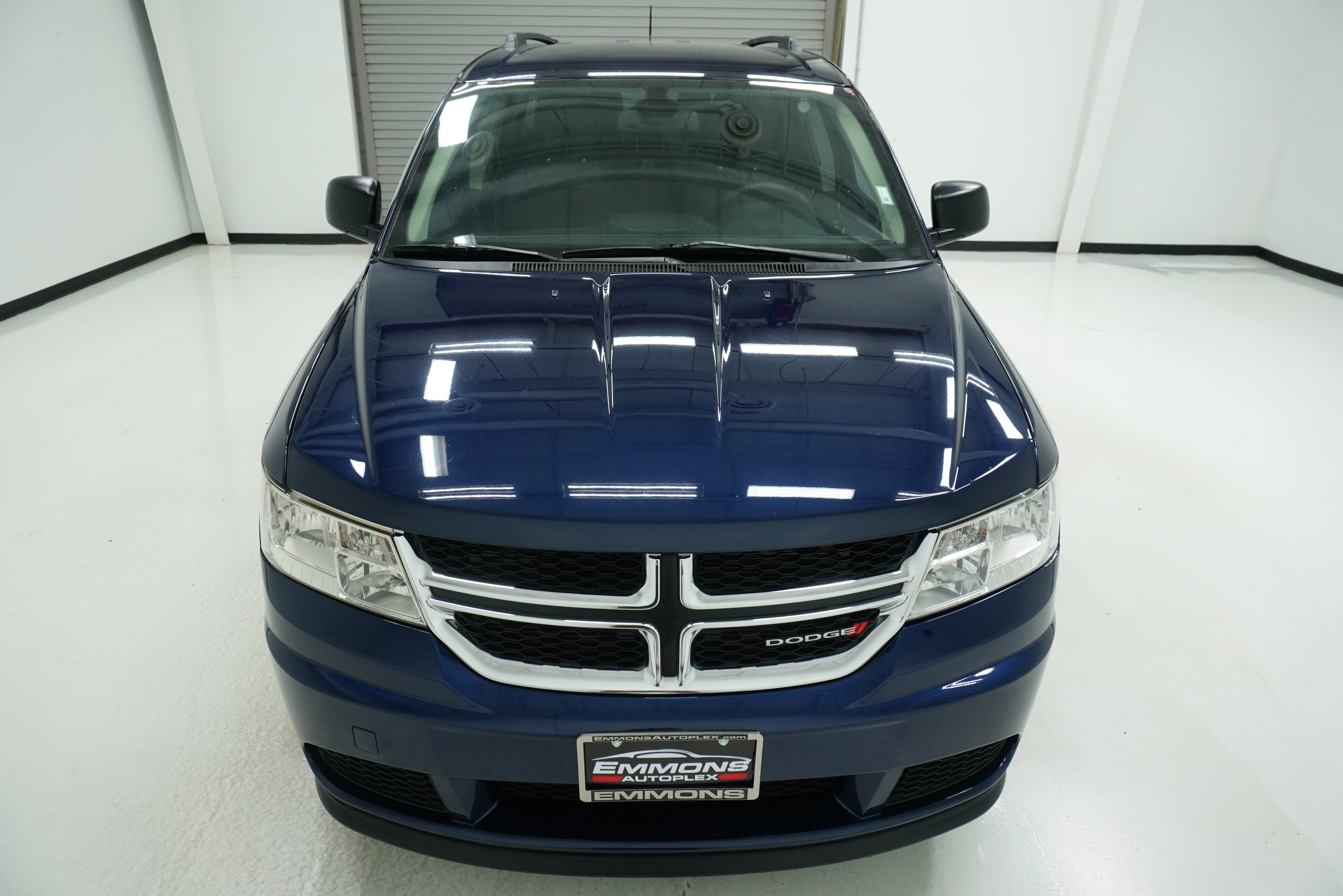 Used 2020 Dodge Journey SE FWD image 2
