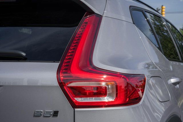 Used 2026 Volvo XC40 B5 Plus w/ Protection Package Premier image 7