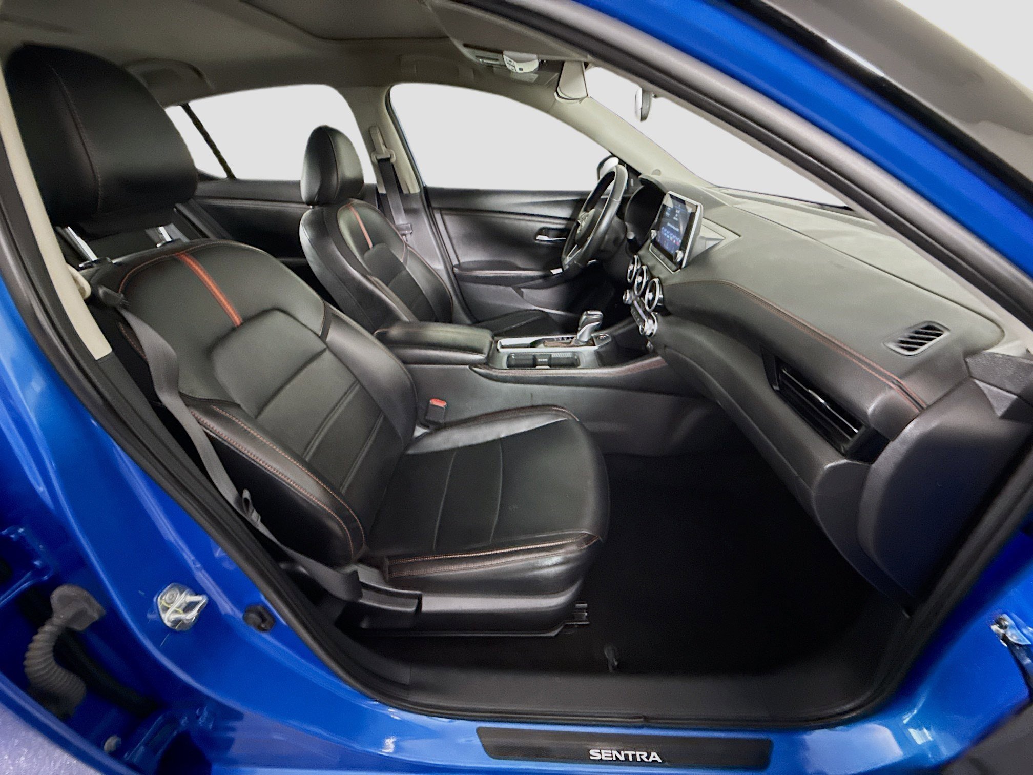 Used 2024 Nissan Sentra SR w/ SR Premium Package FWD image 29