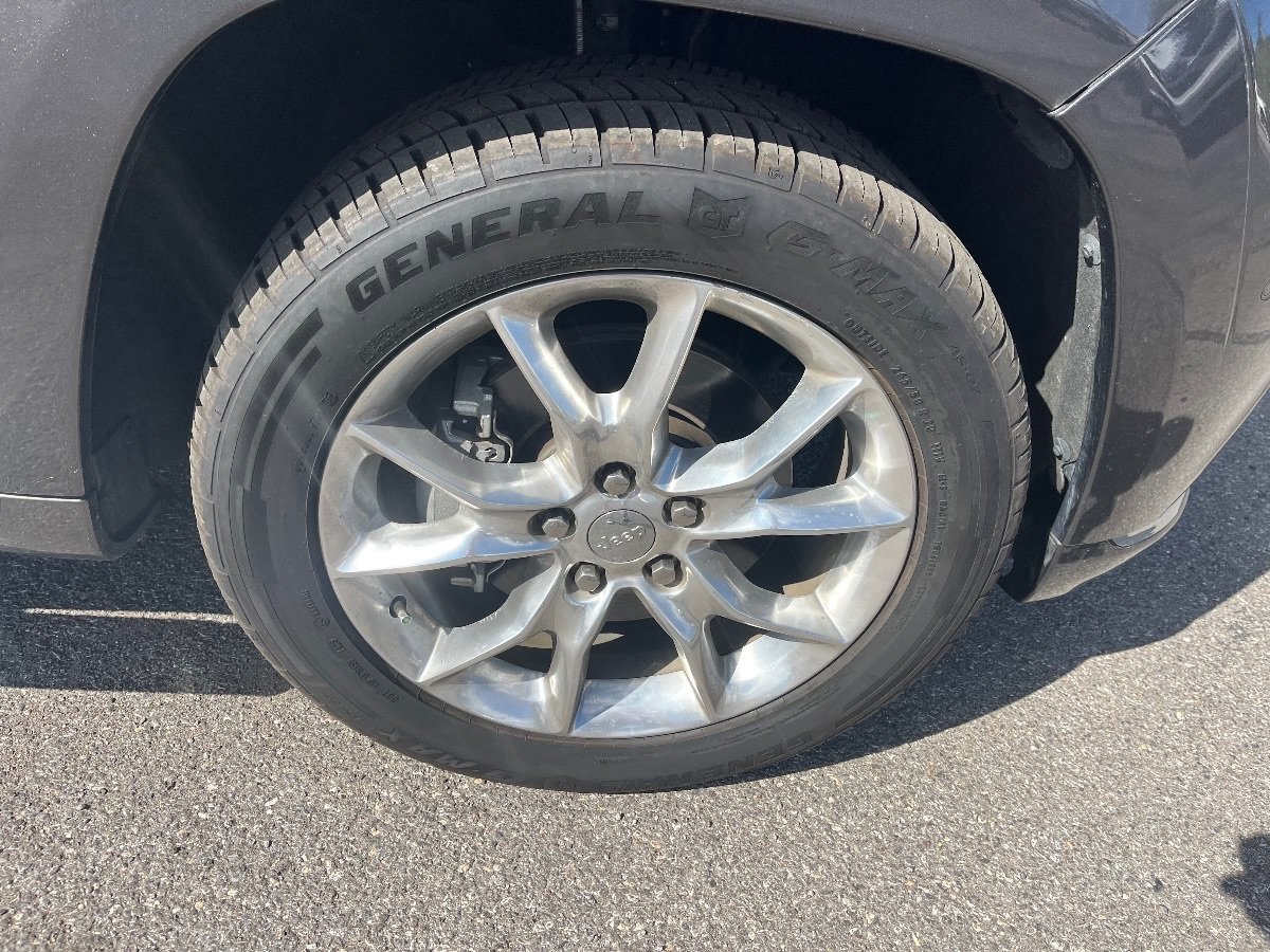 Used 2014 Jeep Grand Cherokee Summit AWD/4WD image 19