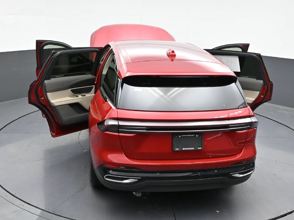 Used 2024 Lincoln Nautilus Premier AWD/4WD image 36