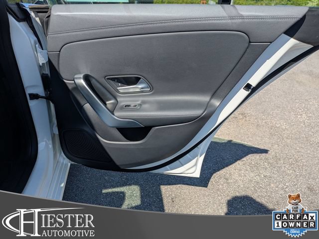 Used 2025 Mercedes-Benz CLA 250 4MATIC image 33