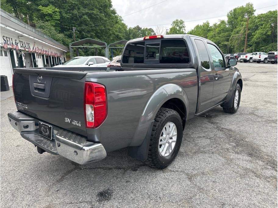 Used 2016 Nissan Frontier SV w/ SV Value Truck Package AWD/4WD image 6