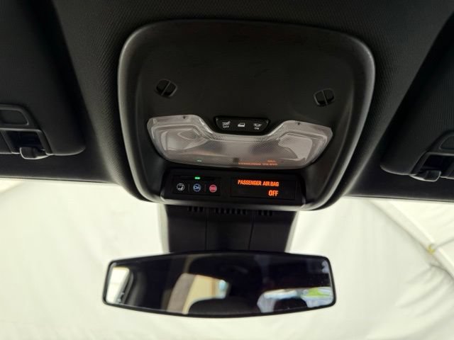 Used 2023 Chevrolet Colorado W/T RWD image 37