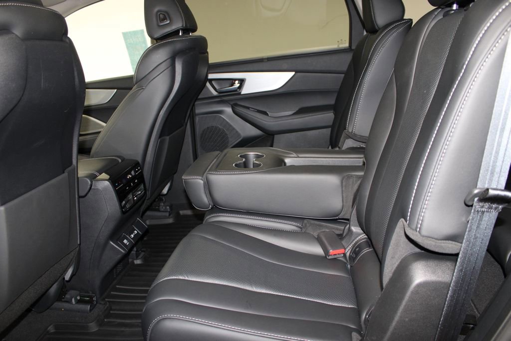 Used 2023 Acura MDX SH-AWD w/ Technology Package image 25