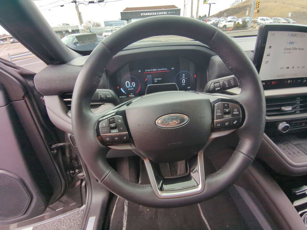 Used 2025 Ford Explorer Platinum w/ LUX Leather Package image 23