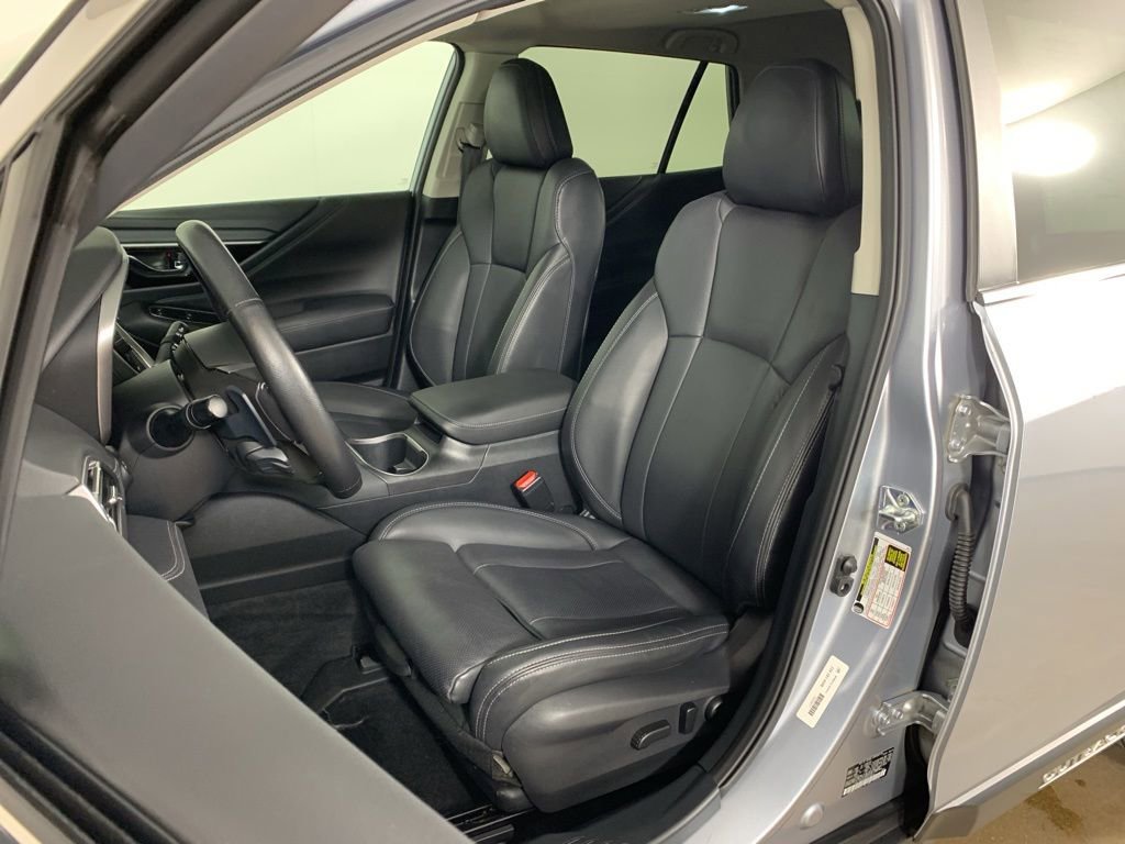 Used 2022 Subaru Outback Limited image 27