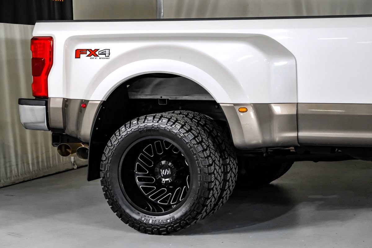 Used 2018 Ford F350 King Ranch w/ King Ranch Ultimate Package AWD/4WD image 6