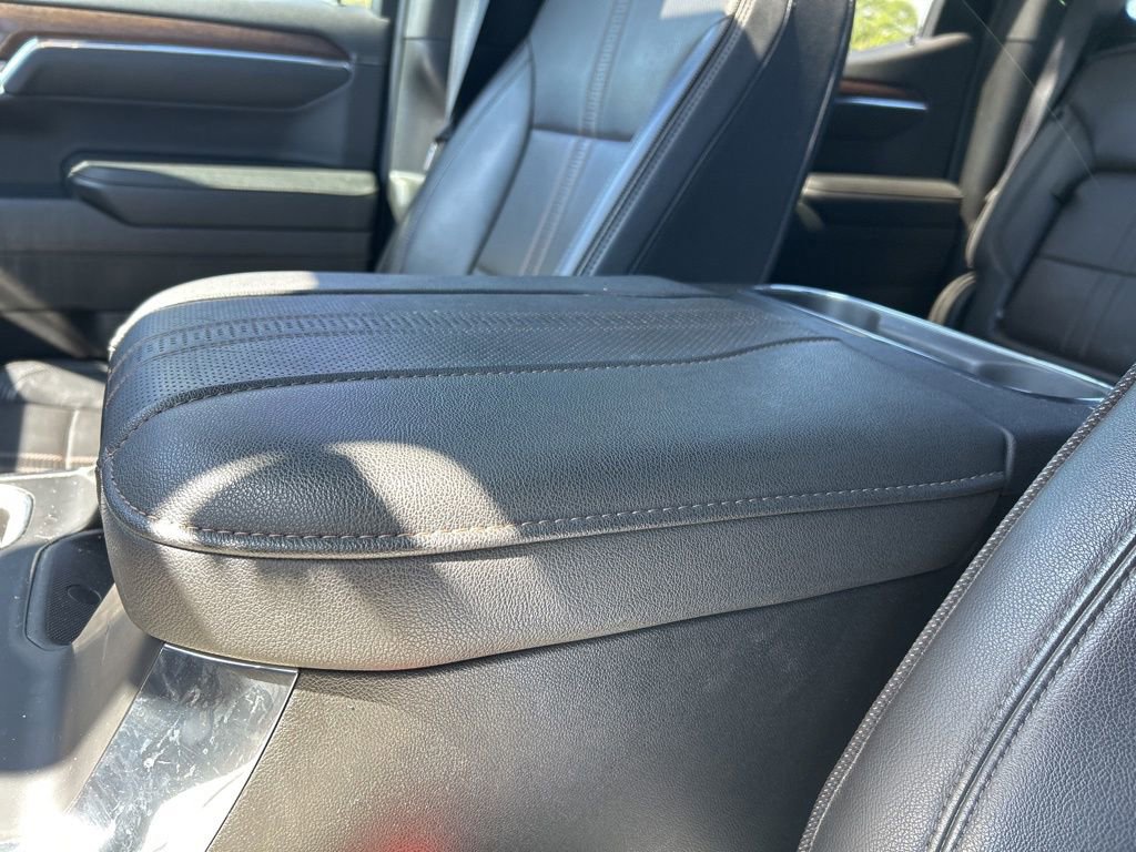 Used 2023 Chevrolet Silverado 1500 High Country w/ High Country Premium Package image 39