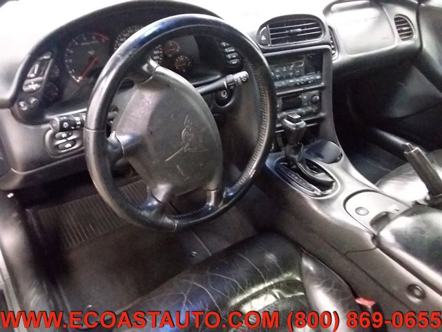 Used 2004 Chevrolet Corvette Convertible w/ Preferred Equipment Group RWD image 11