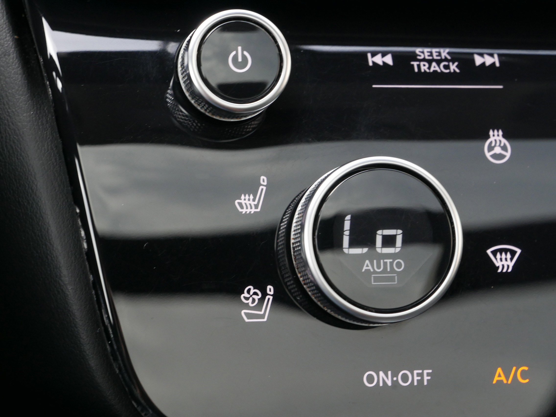 Certified 2023 INFINITI QX60 Sensory w/ Vision Package image 28