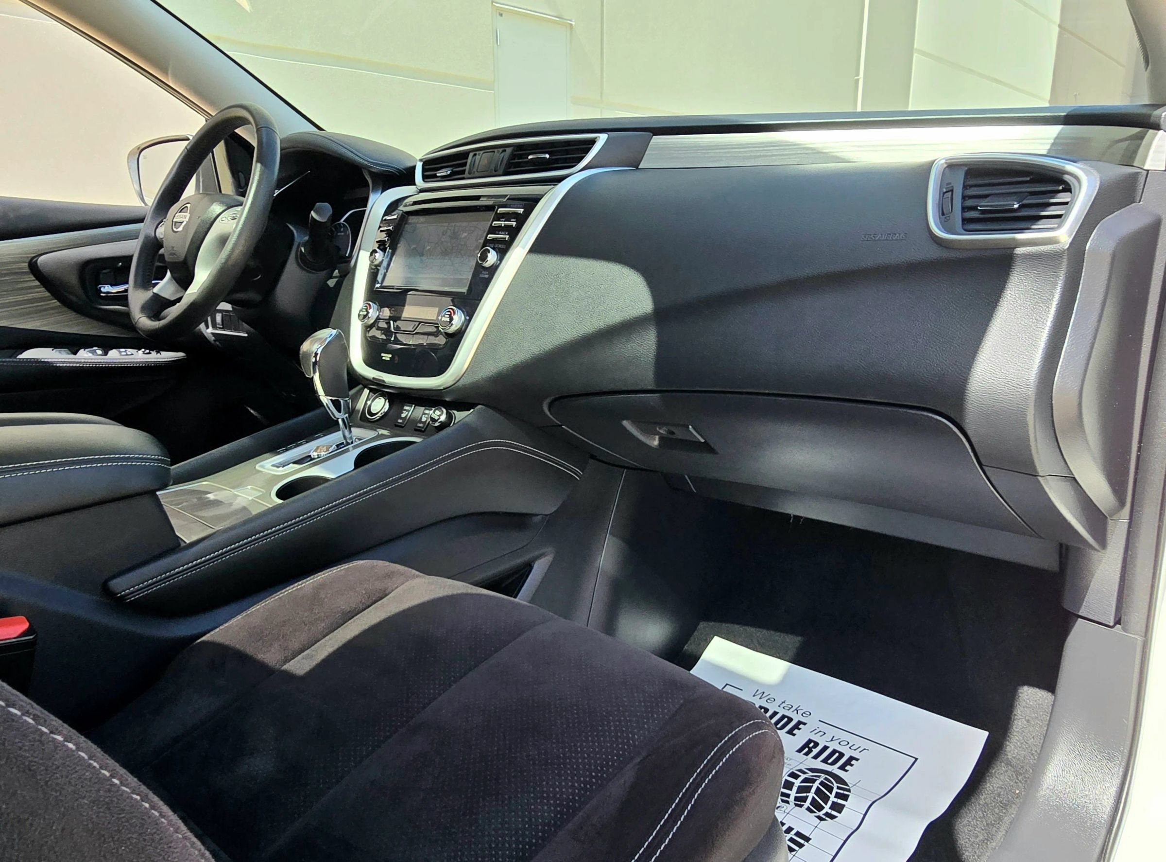 Used 2017 Nissan Murano SV w/ Premium Plus Package FWD image 25