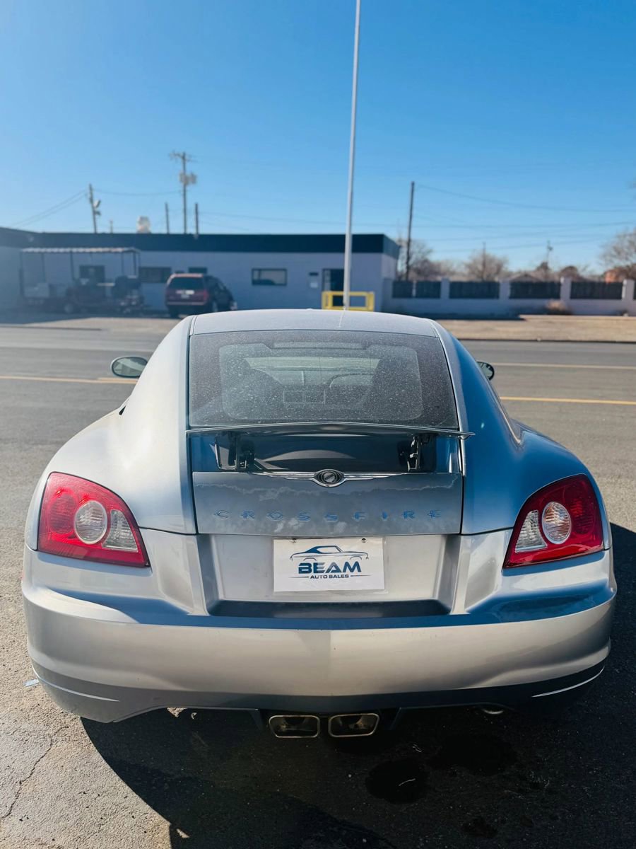 Used 2005 Chrysler Crossfire Limited image 4