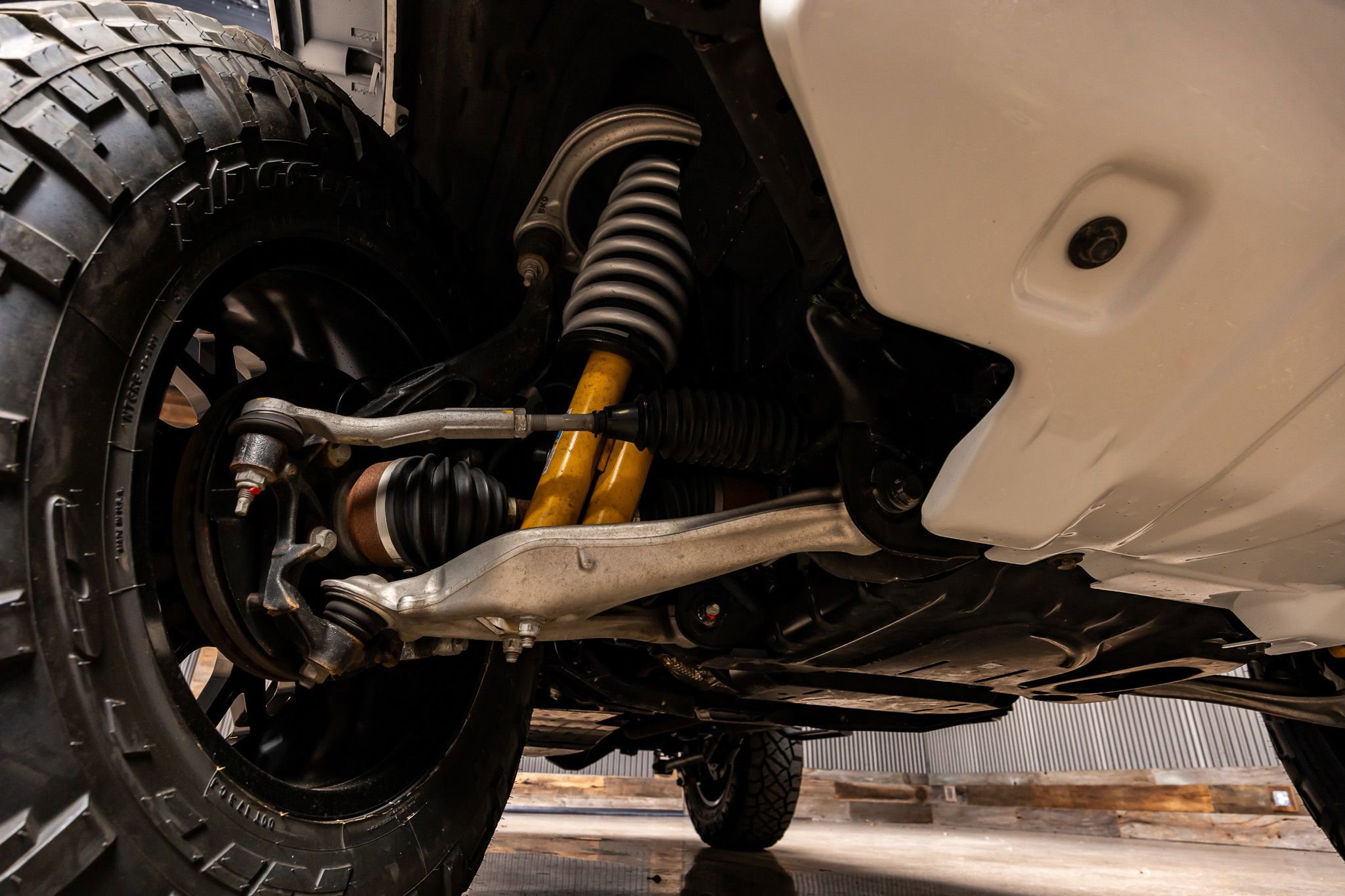 Used 2024 Ford Bronco Badlands image 14