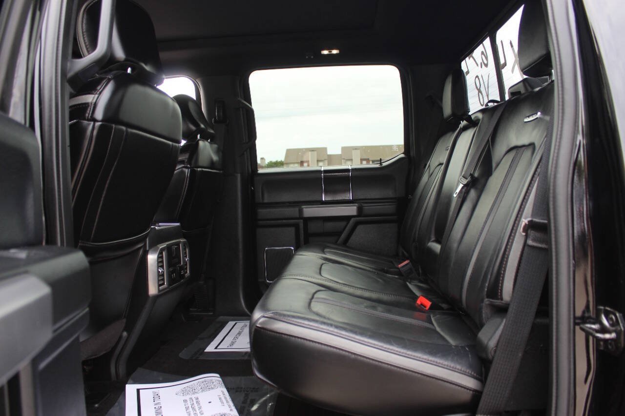 Used 2018 Ford F250 Platinum w/ Platinum Ultimate Package AWD/4WD image 17