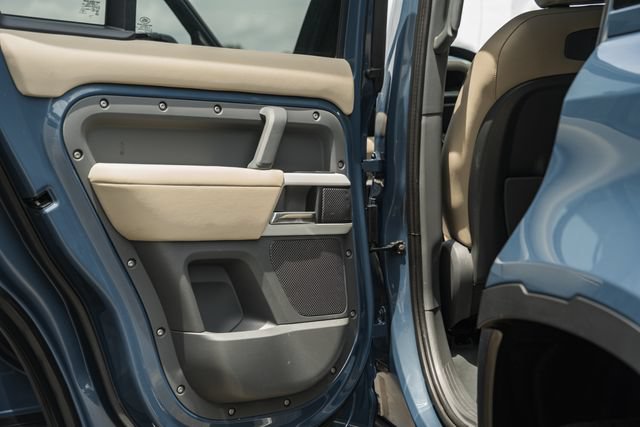 Used 2022 Land Rover Defender 110 SE AWD/4WD image 47