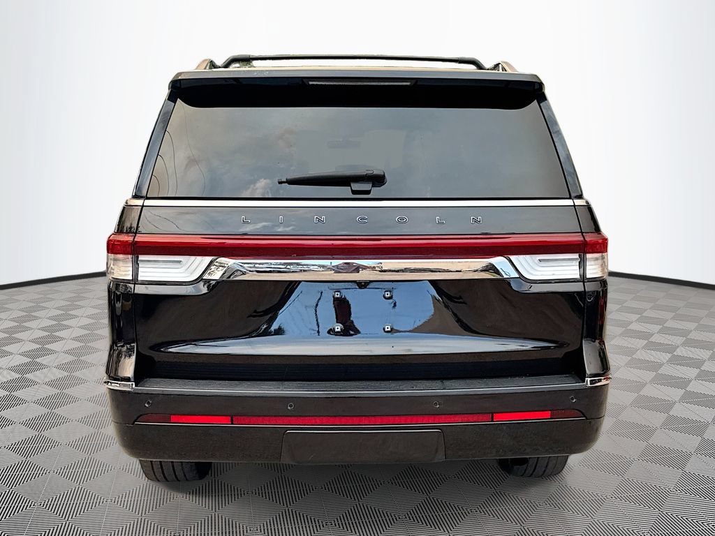 Used 2023 Lincoln Navigator L Black Label AWD/4WD image 7