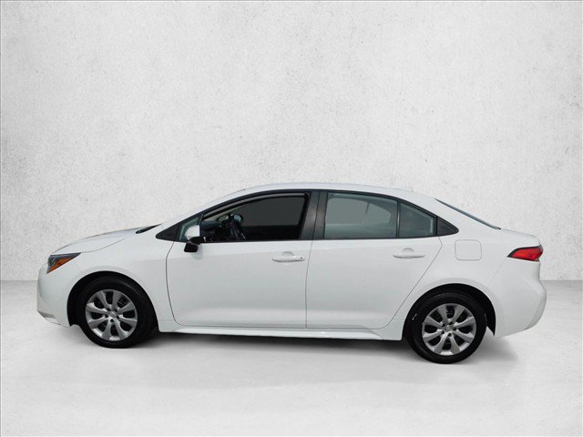 Used 2025 Toyota Corolla LE FWD image 15