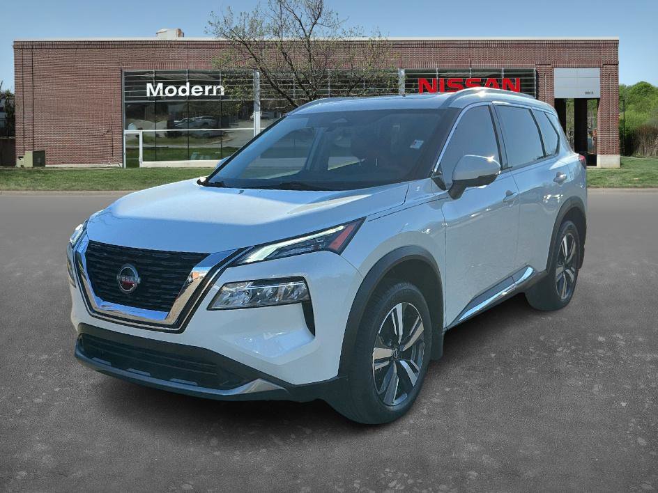 Used 2023 Nissan Rogue SL image 1