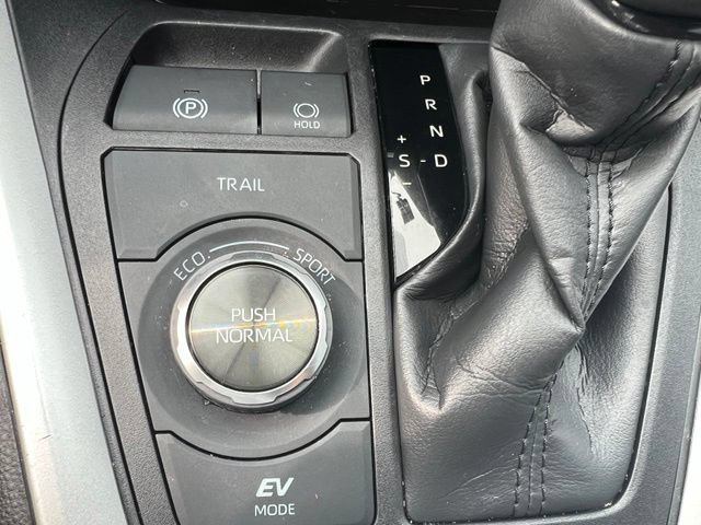 Used 2024 Toyota RAV4 XSE AWD/4WD image 22