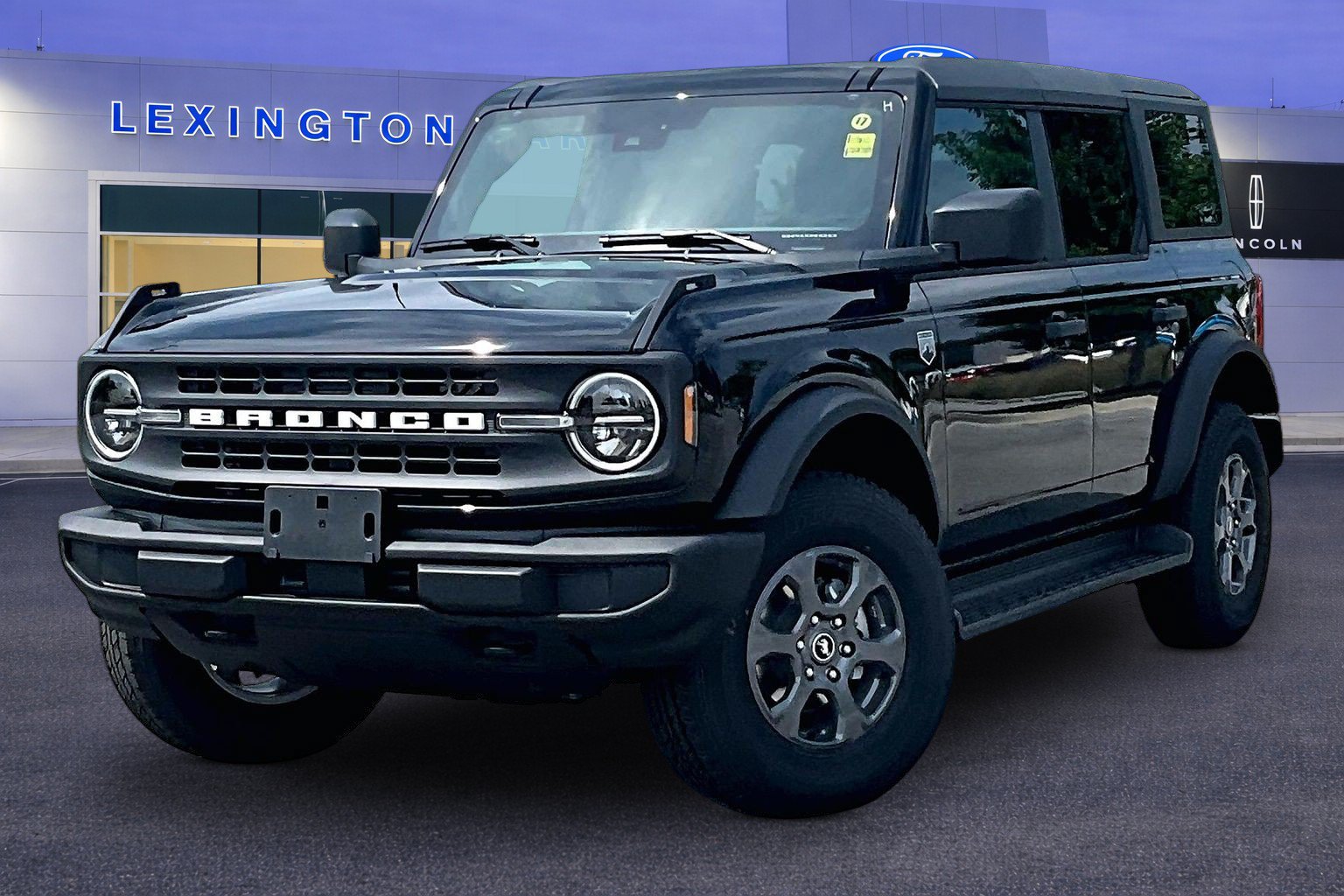 New 2026 Ford Bronco Big Bend AWD/4WD image 2