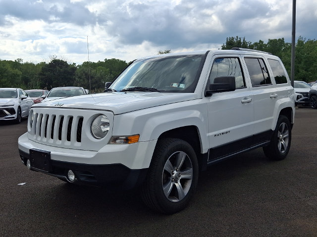 Used 2017 Jeep Patriot High Altitude AWD/4WD image 5