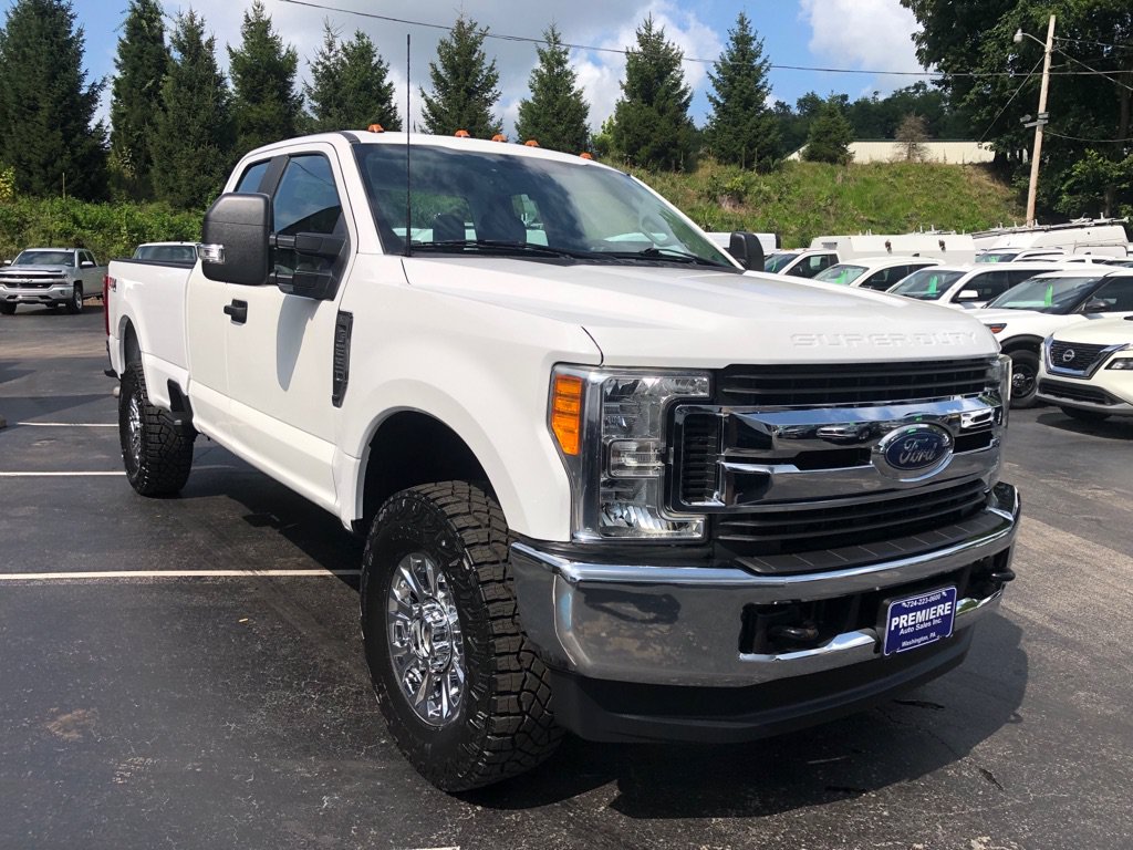 Used 2017 Ford F250 XL w/ Power Equipment Group AWD/4WD image 8