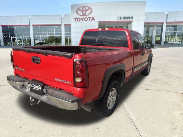 Used 2004 Chevrolet Silverado 1500 4x4 Extended Cab w/ Light Duty Power Package image 6
