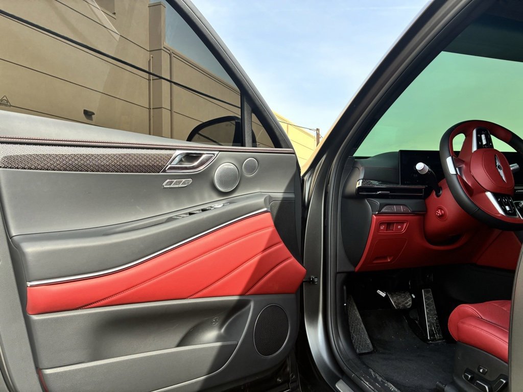 New 2026 Genesis GV80 3.5T e-SC image 9