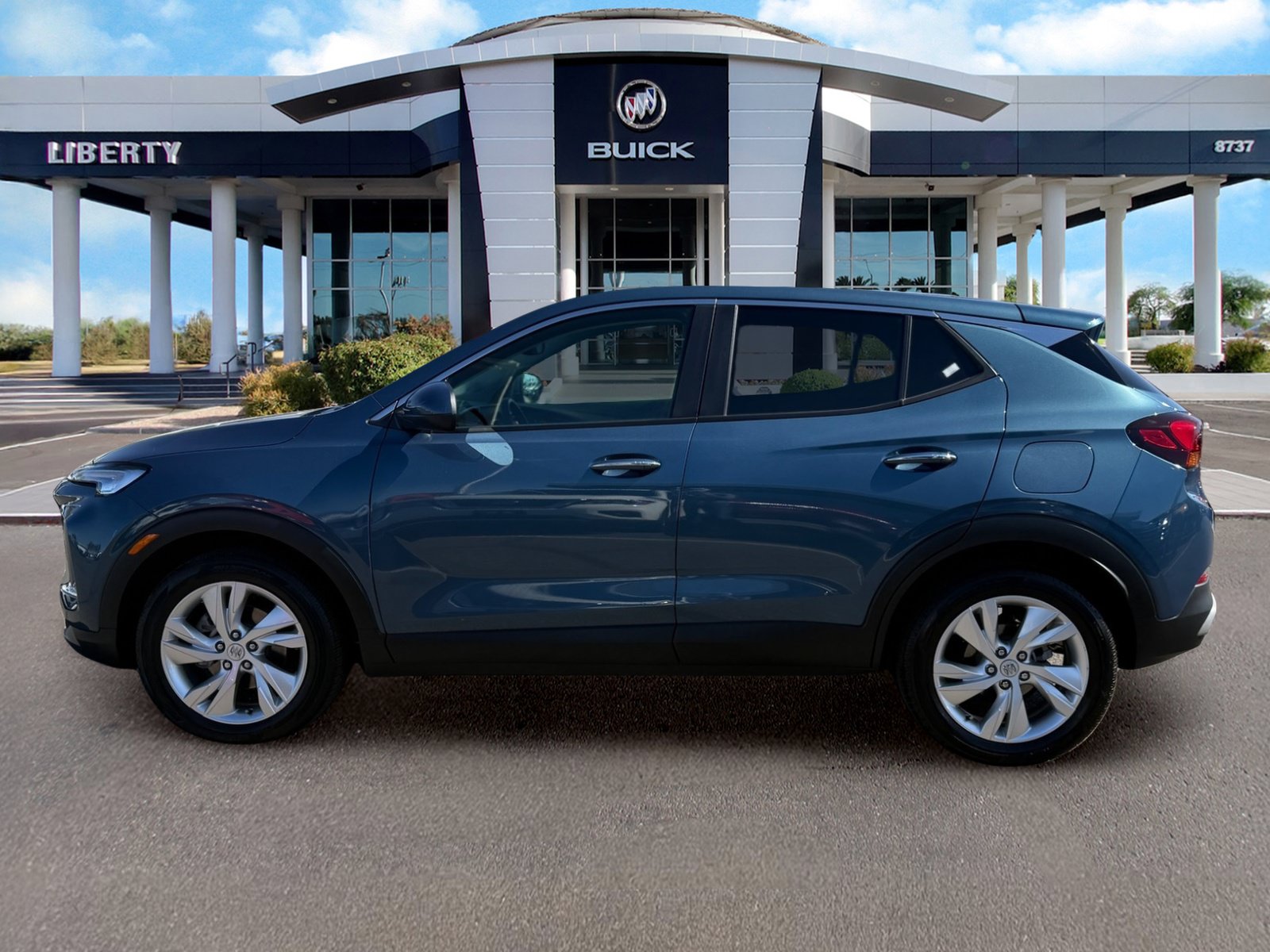 Used 2024 Buick Encore GX Preferred FWD image 7