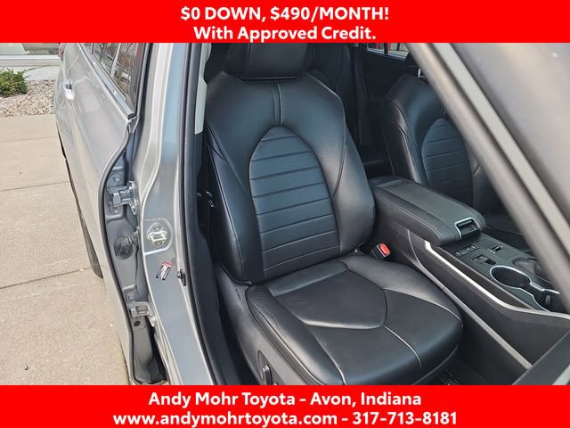 Used 2020 Toyota Highlander XLE image 37