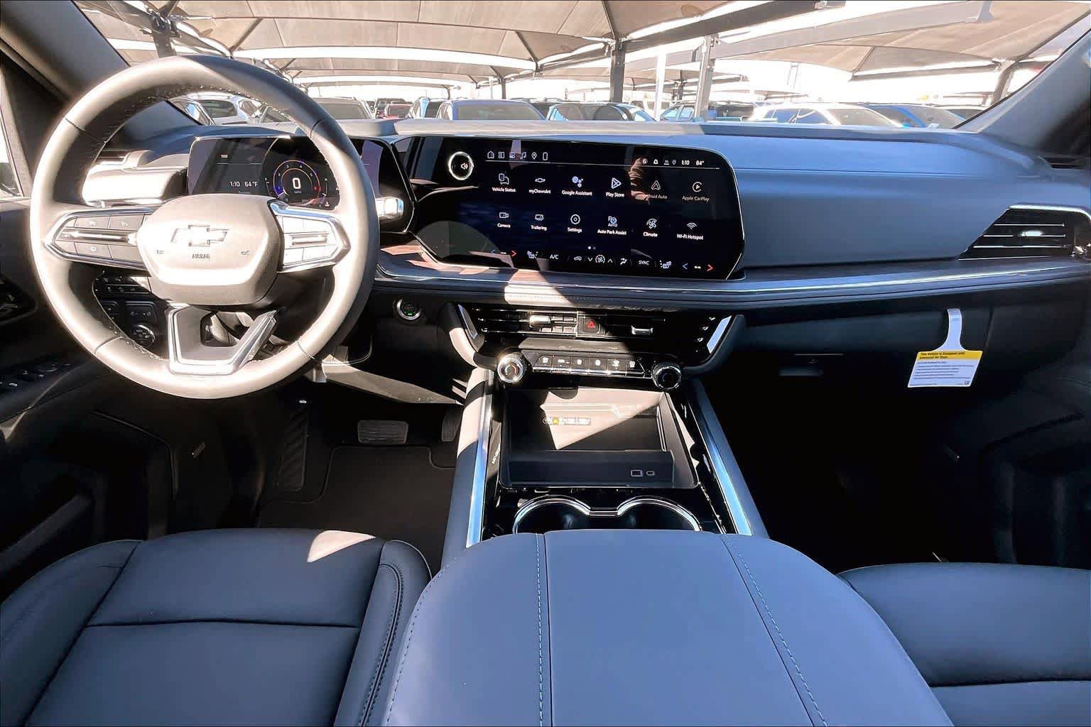 New 2026 Chevrolet Suburban LT w/ Comfort Package AWD/4WD image 6