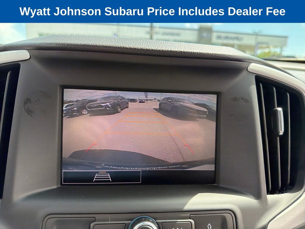 Used 2024 GMC Terrain SLE w/ Driver Convenience Package FWD image 24