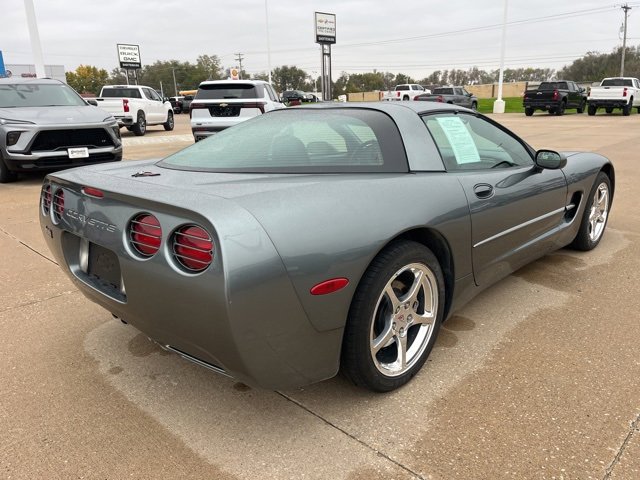 Used 2004 Chevrolet Corvette Coupe w/ Roof Package image 4