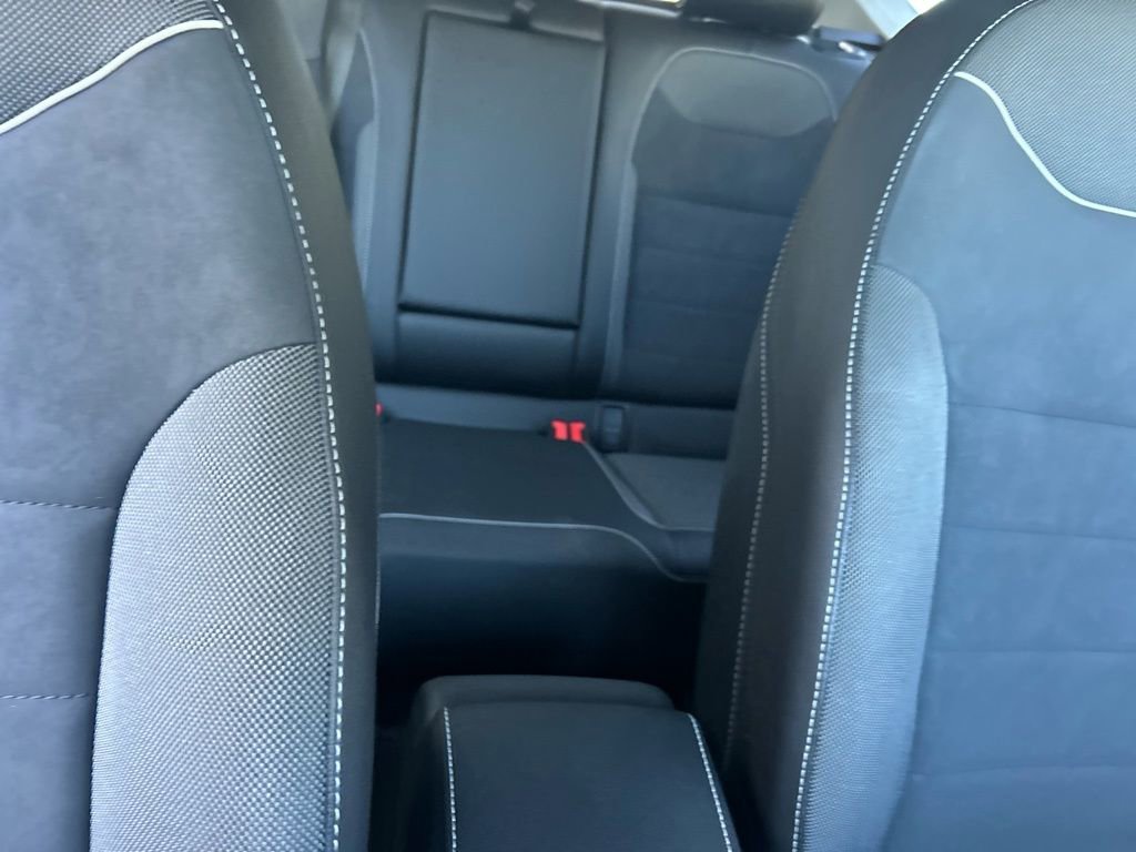 Certified 2023 Volkswagen Taos SE image 39
