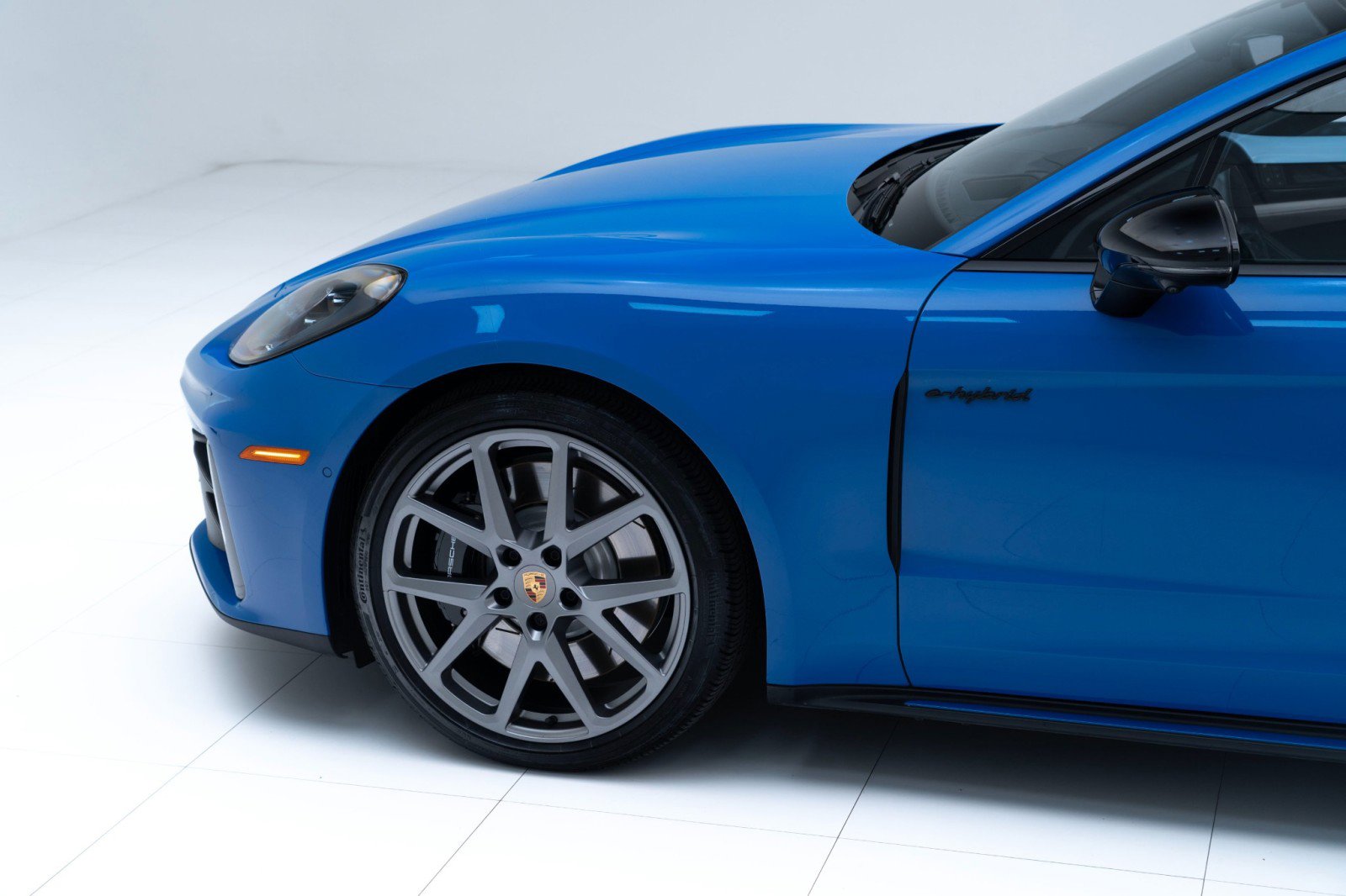 Used 2025 Porsche Panamera 4S image 11
