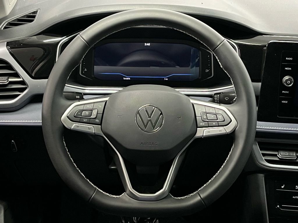 New 2026 Volkswagen Taos SEL image 9