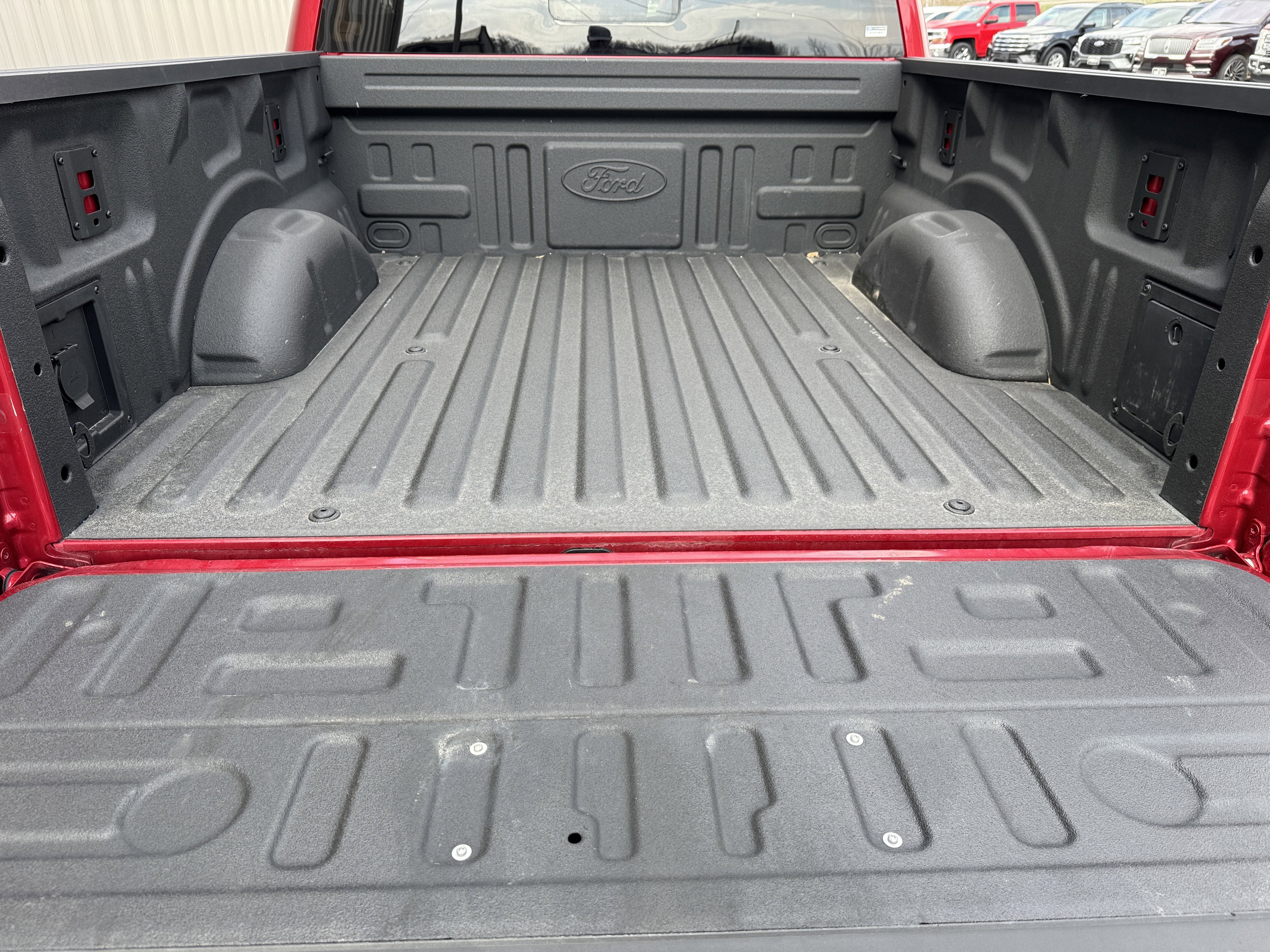 Used 2024 Ford F150 Lariat AWD/4WD image 35