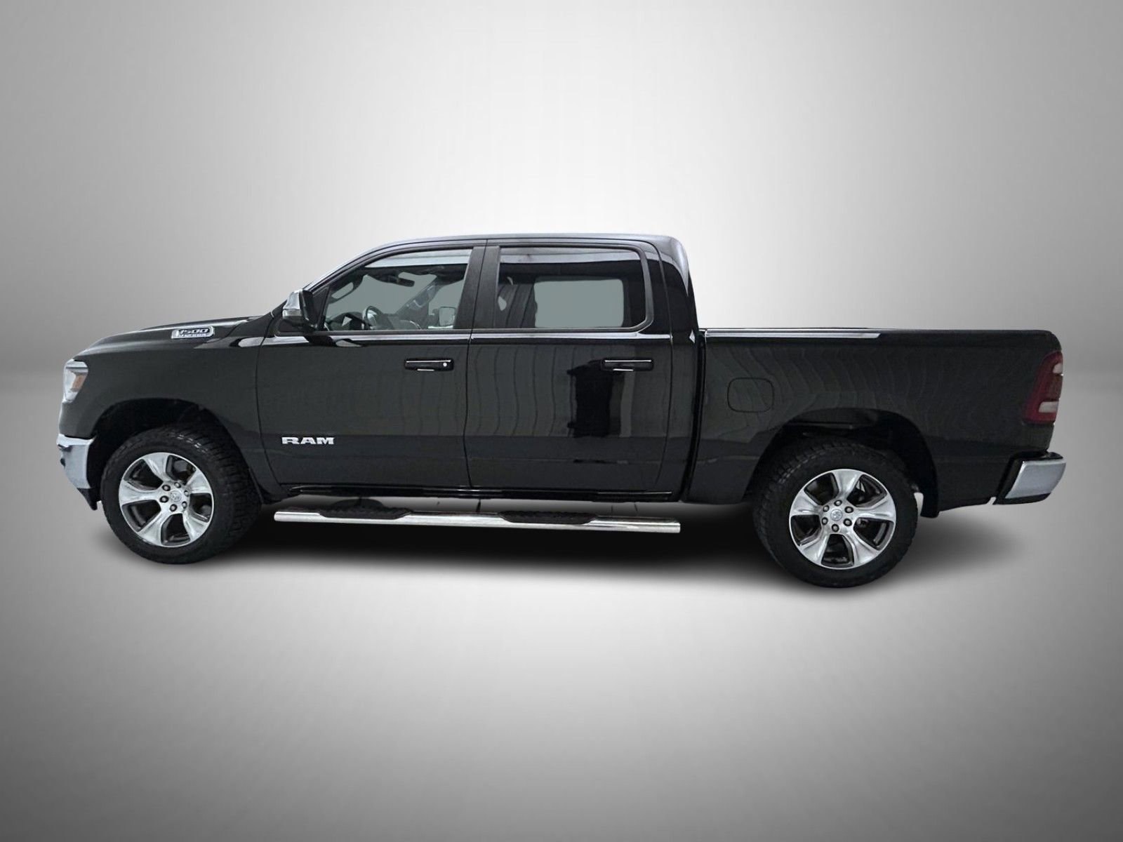 Used 2023 RAM 1500 Laramie AWD/4WD image 8