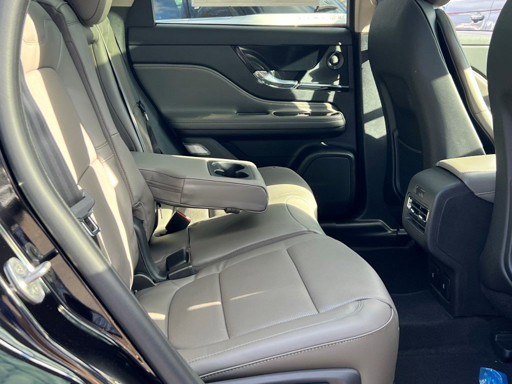 New 2026 Lincoln Corsair Grand Touring image 10