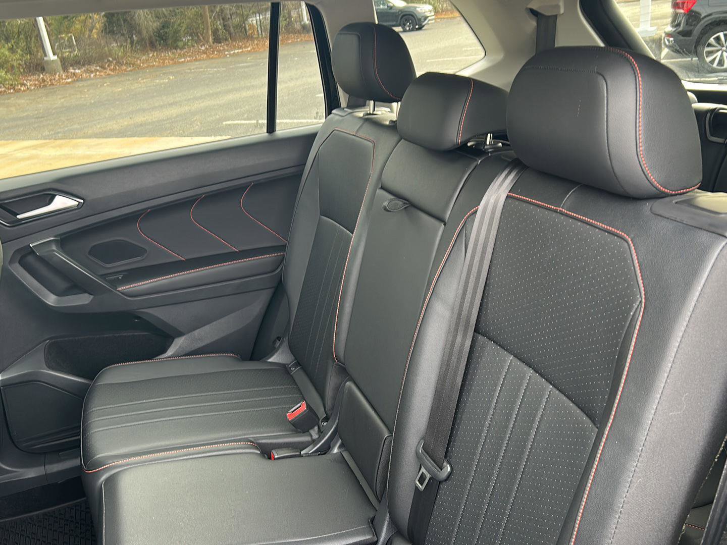 Used 2024 Volkswagen Tiguan Wolfsburg Edition image 22