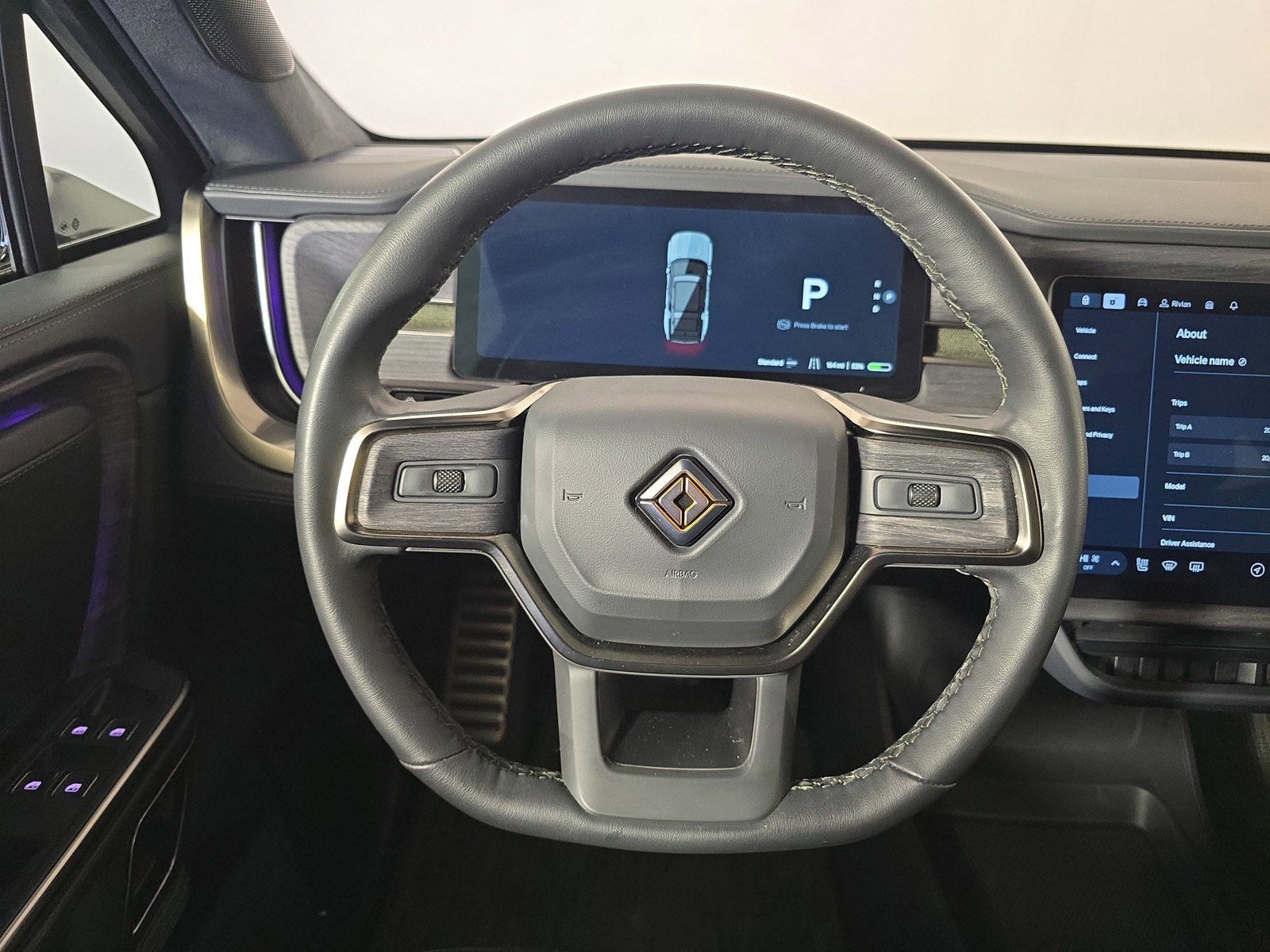 Used 2024 Rivian R1S Adventure AWD/4WD image 28
