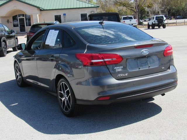 Used 2018 Ford Focus SEL FWD image 5
