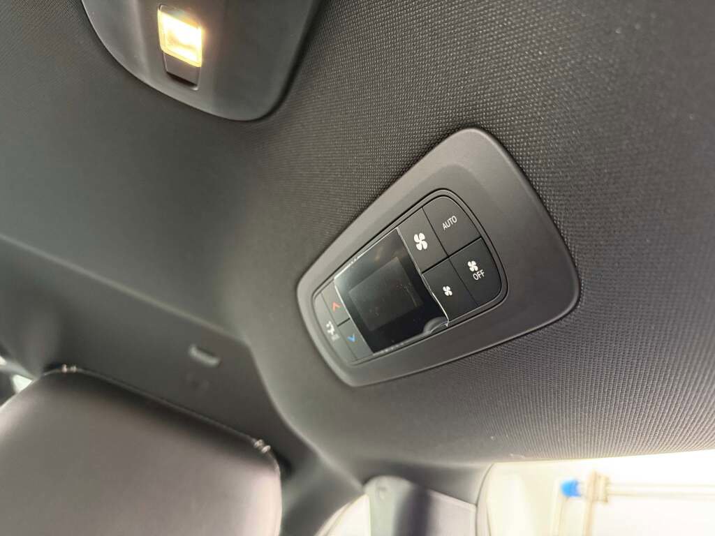 New 2026 Chrysler Voyager LX image 24