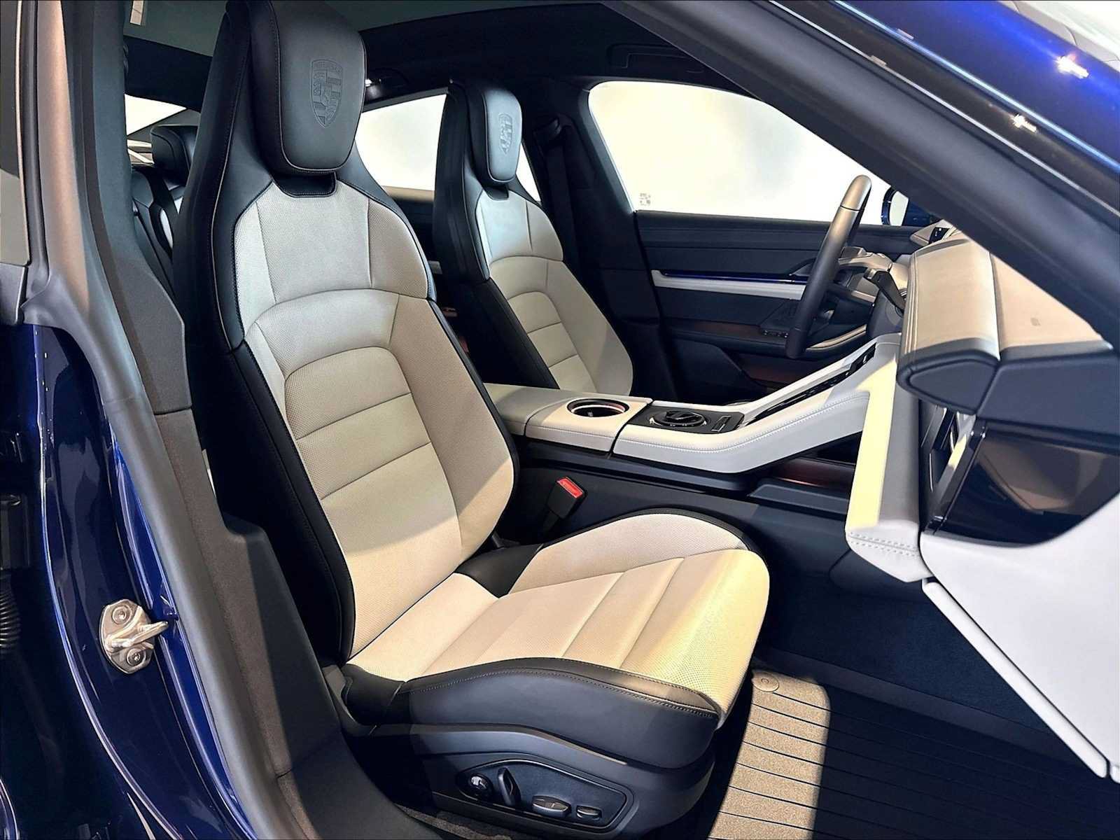 New 2026 Porsche Taycan AWD/4WD image 19