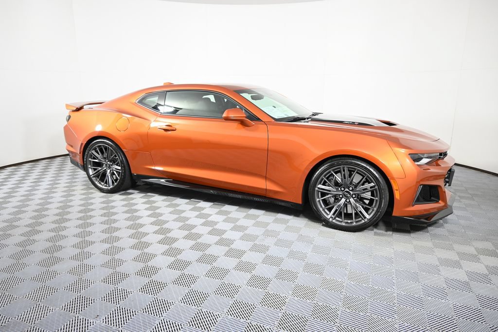 Used 2023 Chevrolet Camaro ZL1 RWD image 8