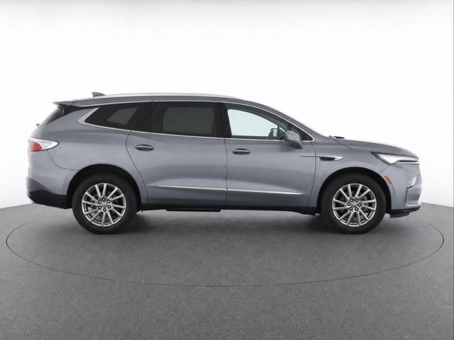 Certified 2023 Buick Enclave Essence w/ Experience Buick Package AWD/4WD image 8