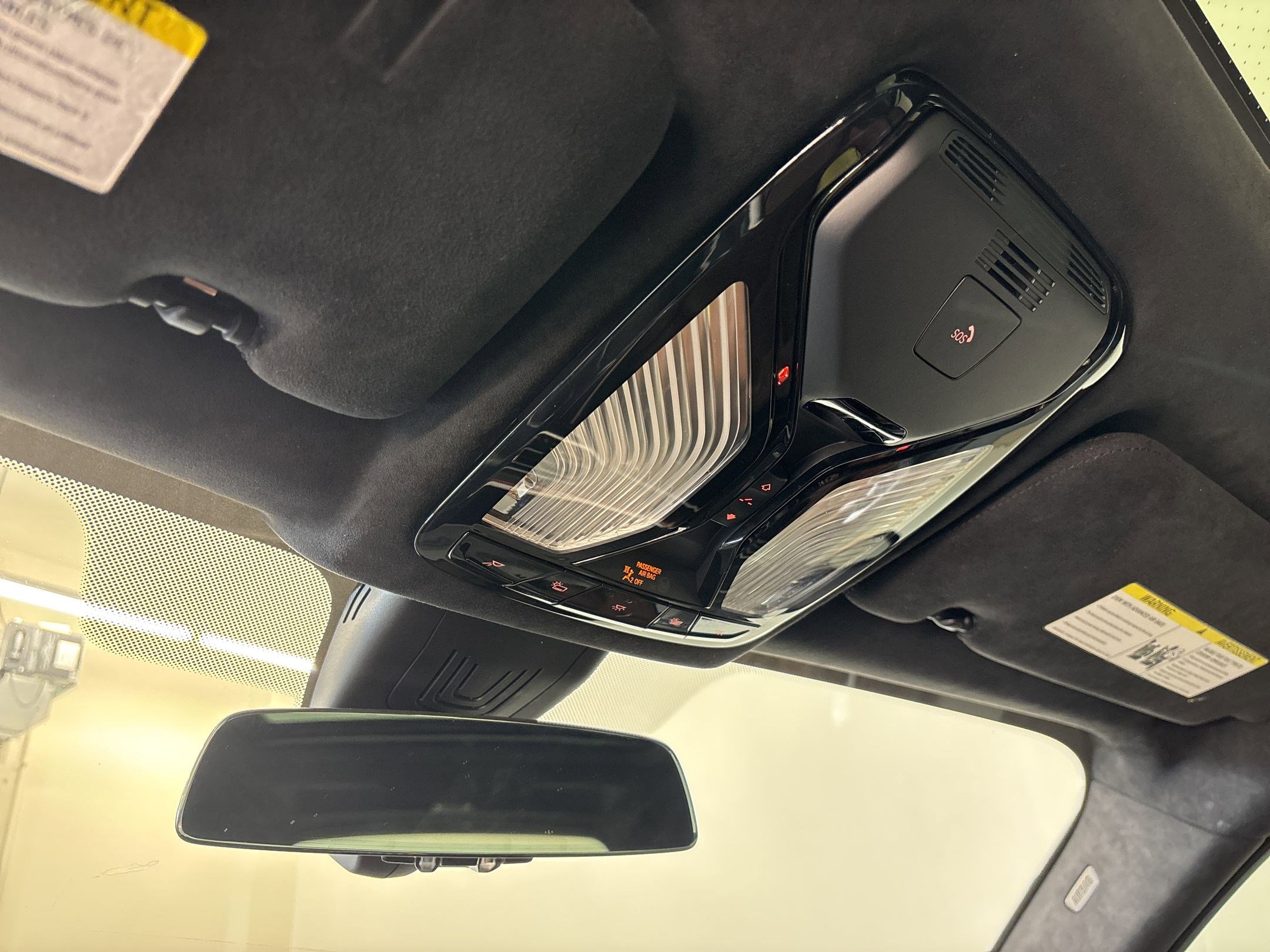 Used 2022 BMW X7 xDrive40i w/ M Sport Package image 15