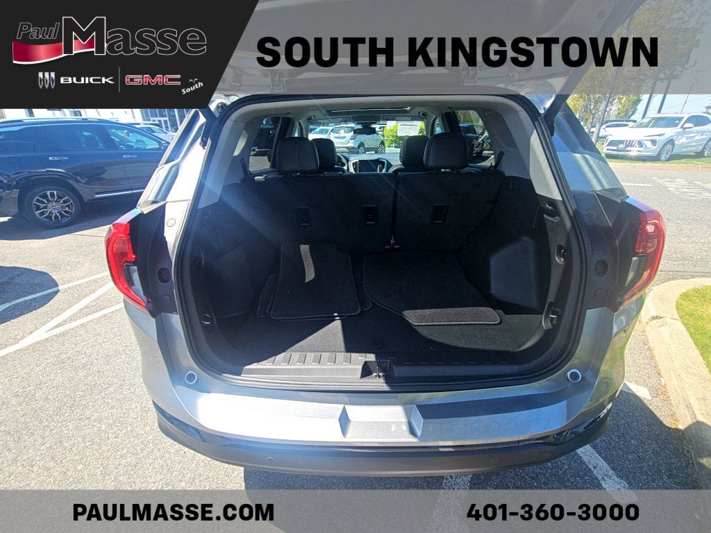 Used 2023 GMC Terrain SLT w/ Infotainment Package II AWD/4WD image 21
